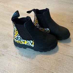 Native Kids Black Chelsea Boots with Yellow & Pink Leopard Panels